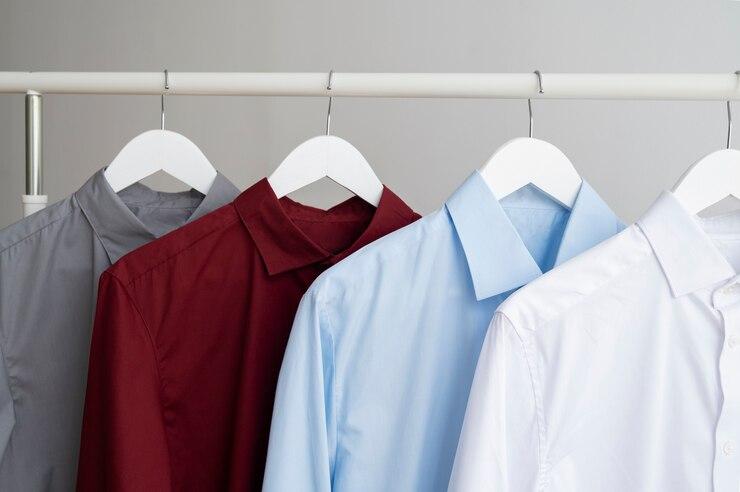 Dicas para a Lavanderia de Uniformes: Como Limpar e Cuidar dos seus Uniformes com Eficiência